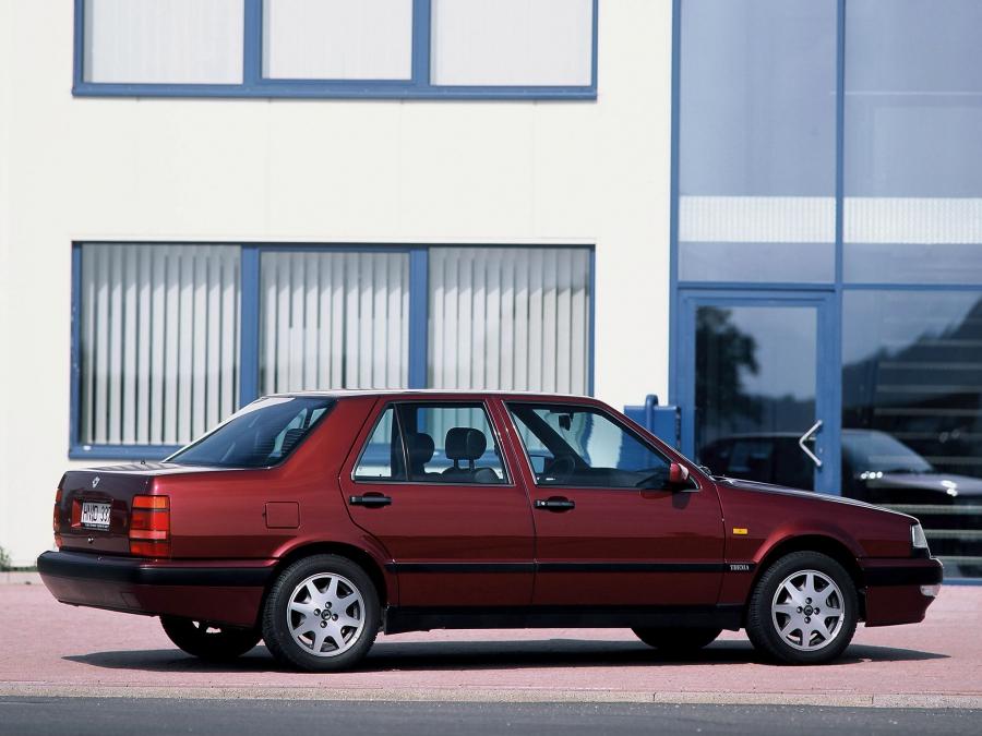  Lancia Thema Turbo 16V 1992 года  (фото 7 из 9)